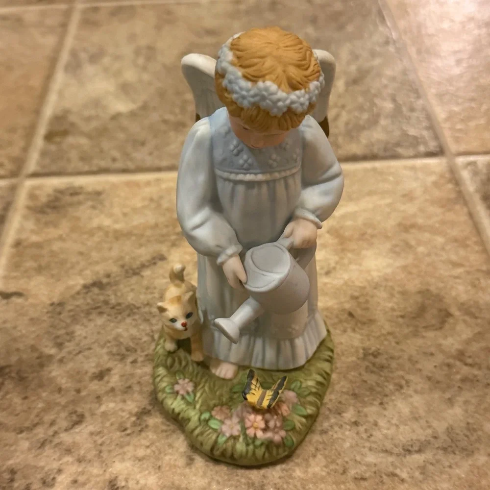 Home Interiors & Gifts Gardening Angel Figurine 14065-99 Blue Porcelain Cat 5